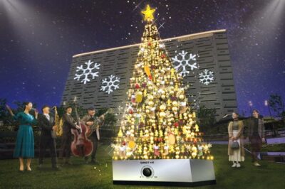 OMO7大阪 by 星野リゾート、串カツモチーフのオーナメントが輝くクリスマスツリーが登場：2023年12月1日～25日