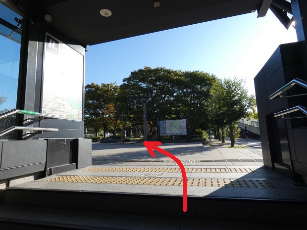 大阪メトロ・中央線「谷町四丁目駅」から大阪城公園の入口へ