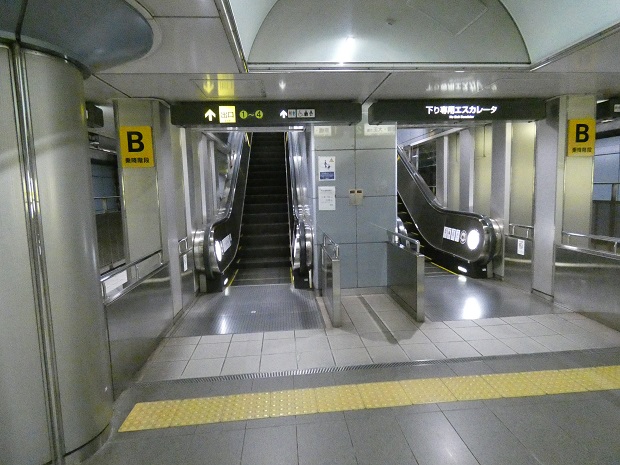 大阪メトロ・長堀鶴見緑地線「大阪ビジネスパーク駅」からツイン２１への行き方