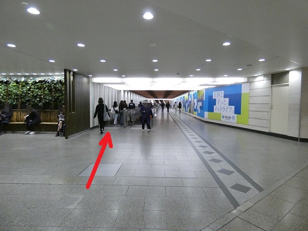東梅田駅から、阪急・大阪梅田駅への行き方（乗り換え案内）
