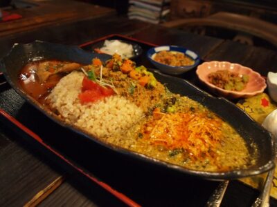 水都大阪の熱い味:編集長厳選!必食のスパイスカレー名店5選