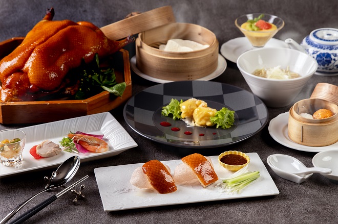 梅田スカイビル39Fからの絶景を望む「中国料理 燦宮」に、北京ダックを愉しむための新ランチコースが誕生！