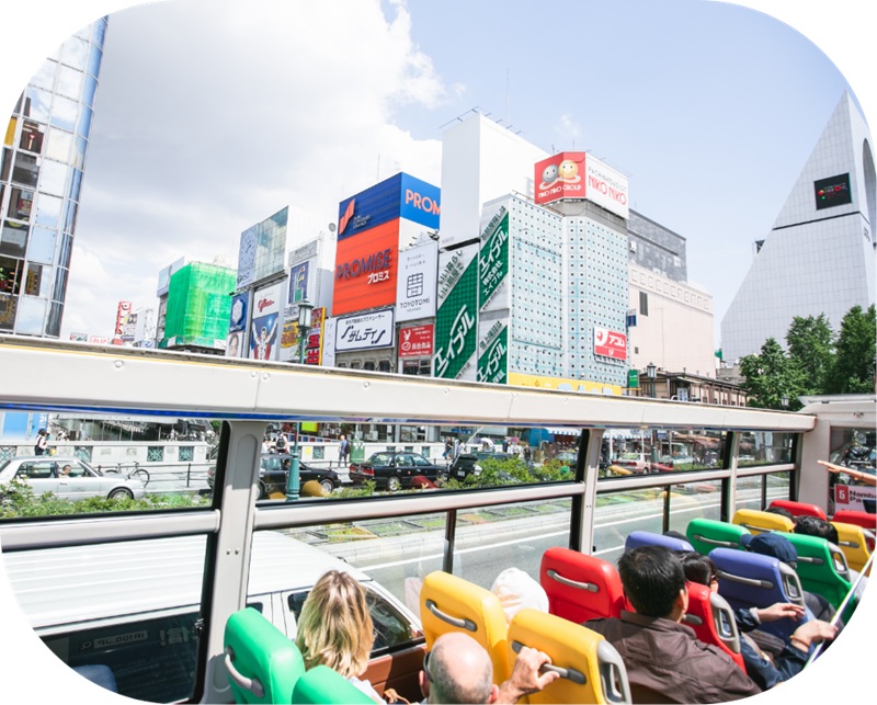 乗り降り自由！大阪市内14カ所の観光スポットを周遊する「Osaka Wonder Loop Bus」が5年ぶりに運行再開