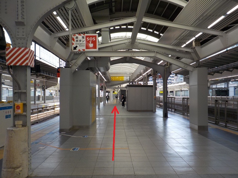 JR大阪駅「西口」から、KITTE大阪（JPタワー大阪ビル）への行き方