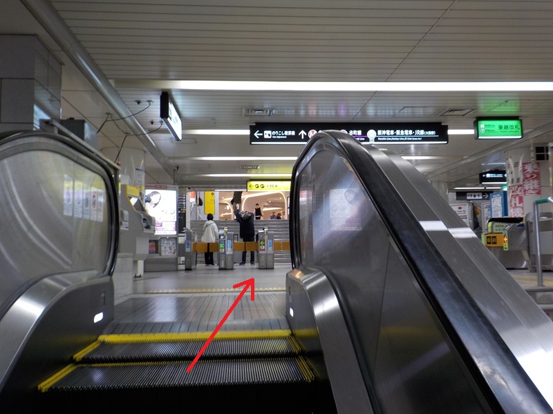 四つ橋線・西梅田駅から、阪神・大阪梅田駅への行き方｜大阪メトロ（地下鉄）乗り換え案内