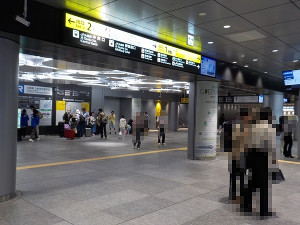 JR大阪駅・うめきた地下口(改札外の通路)