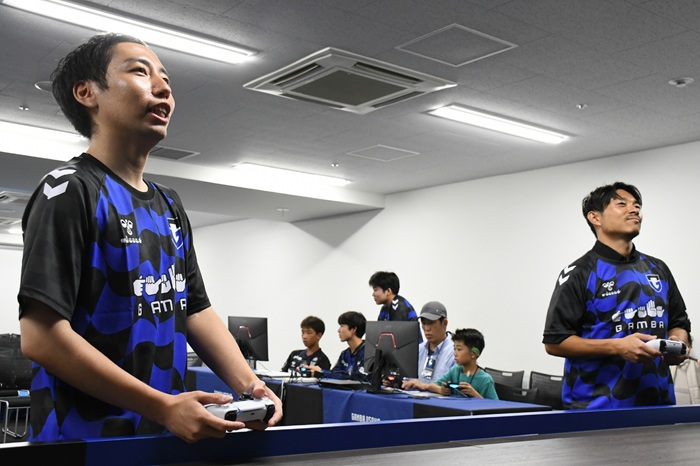 サッカースタジアムで行うeスポーツイベント『ヒュンメル×ガンバ大阪』