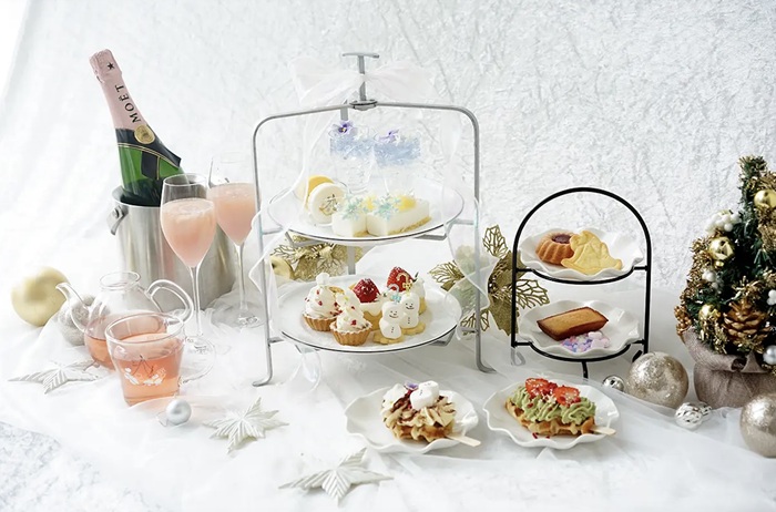 大阪駅直結の商業施設ＫＩＴＴＥ大阪6F「DRESSY CAFE」2025年11月1日グランドオープン