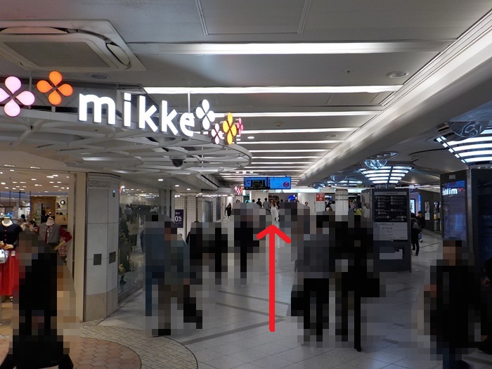 谷町線・東梅田駅から、御堂筋線・梅田駅への行き方｜大阪メトロ（地下鉄）乗り換え案内