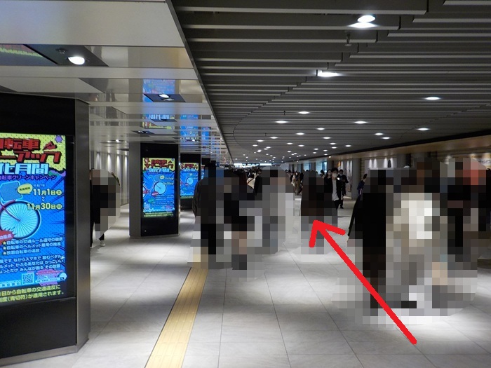 四つ橋線・西梅田駅から、御堂筋線・梅田駅への行き方|大阪メトロ(地下鉄)乗り換え案内