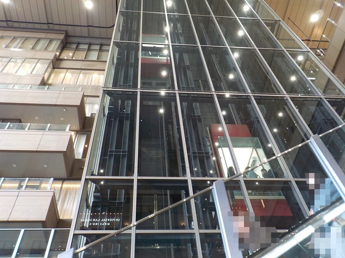 JR大阪駅「中央口」から、エレベーターで大阪ステーションシティシネマへ行く方法