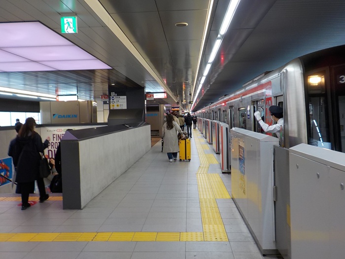 新大阪駅・大阪メトロ御堂筋線(地下鉄)から新幹線への行き方