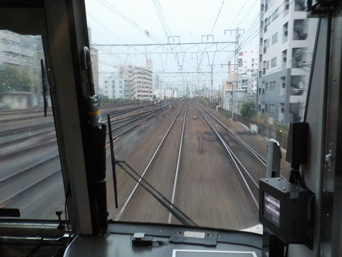 JR新大阪駅「3番のりば」から、おおさか東線・大阪駅行きに乗ってみた