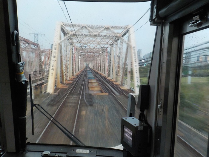 JR新大阪駅「3番のりば」から、おおさか東線・大阪駅行きに乗ってみた