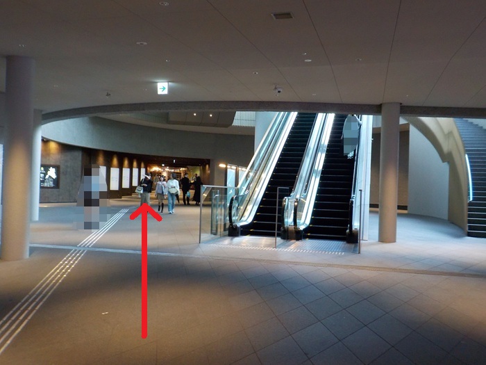 大阪駅うめきた地下出口から、タイムアウト大阪への行き方｜グラングリーン南館・地下１階