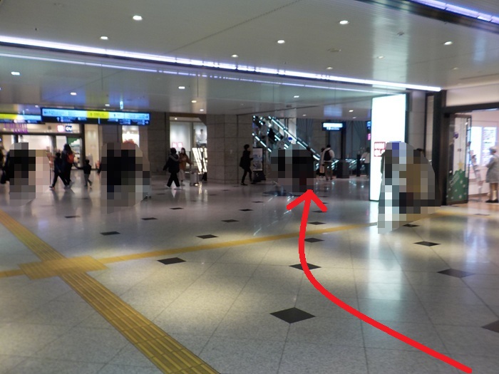 【改札外での移動】JR大阪駅「うめきた地下出口」から「中央口」への行き方