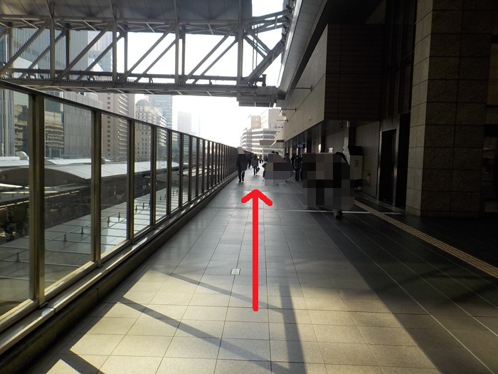 大阪駅「連絡橋口」から、バルチカ０３エキウエ（イノゲート大阪ビル）への行き方