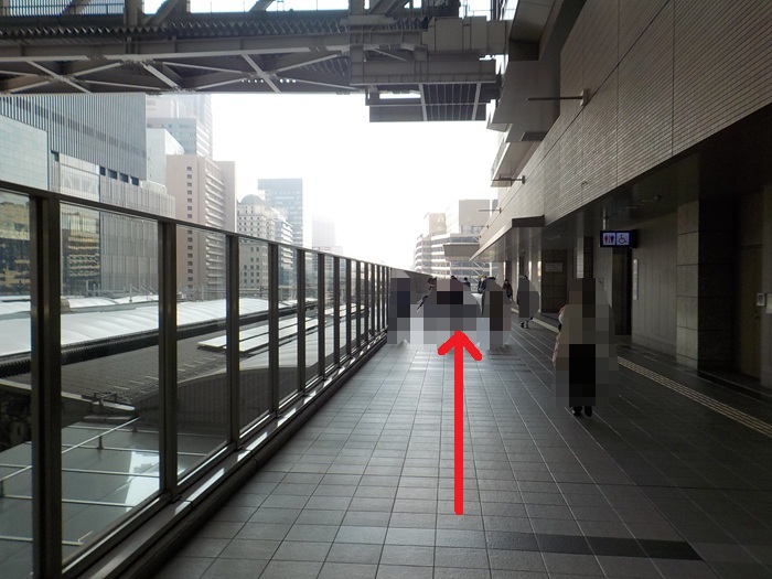 大阪駅「連絡橋口」から、バルチカ０３エキウエ（イノゲート大阪ビル）への行き方