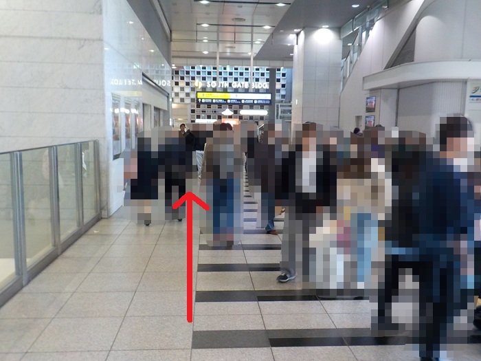 JR大阪駅「連絡橋口」から、KITTE大阪（JPタワー大阪ビル）への行き方