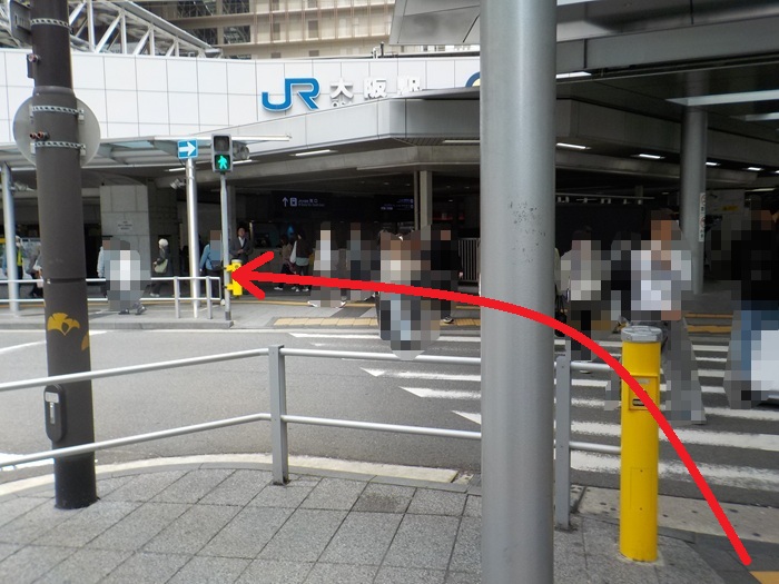 阪神・大阪梅田駅から、大阪駅前のIKEA（イケア）鶴浜行きバスのりばへの行き方