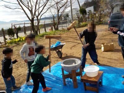本と珈琲と、 noboru coffee roasters｜大阪から広島県竹原市へ餅をつきに行ってきた話