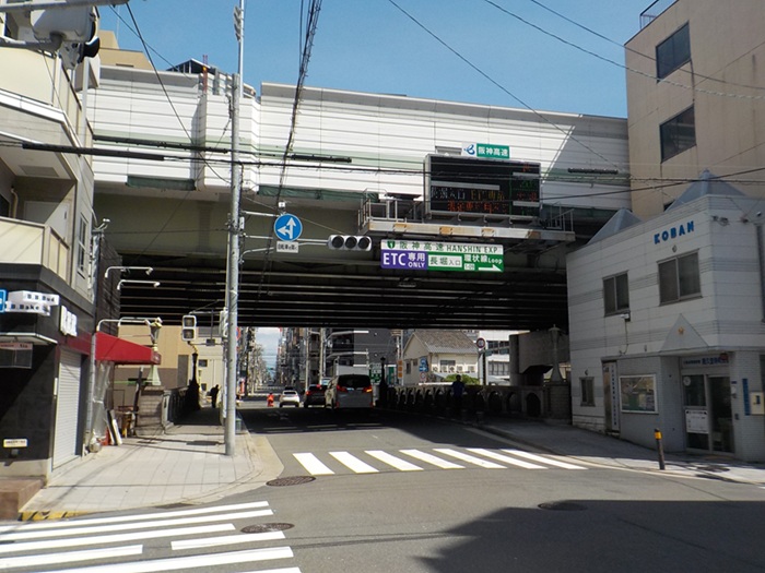 内久宝寺町通りを西から東へ｜東横堀川から難波宮跡公園までの風景