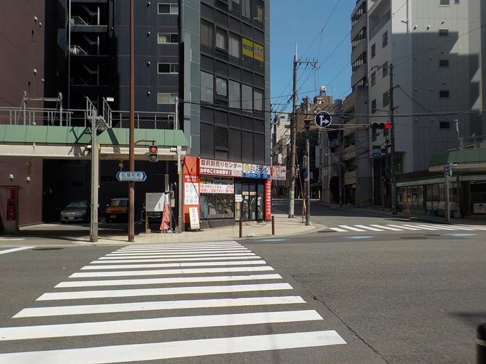 内久宝寺町通りを西から東へ｜東横堀川から難波宮跡公園までの風景