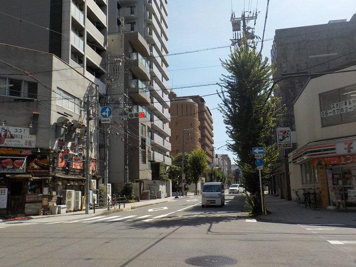 内久宝寺町通りを西から東へ｜東横堀川から難波宮跡公園までの風景