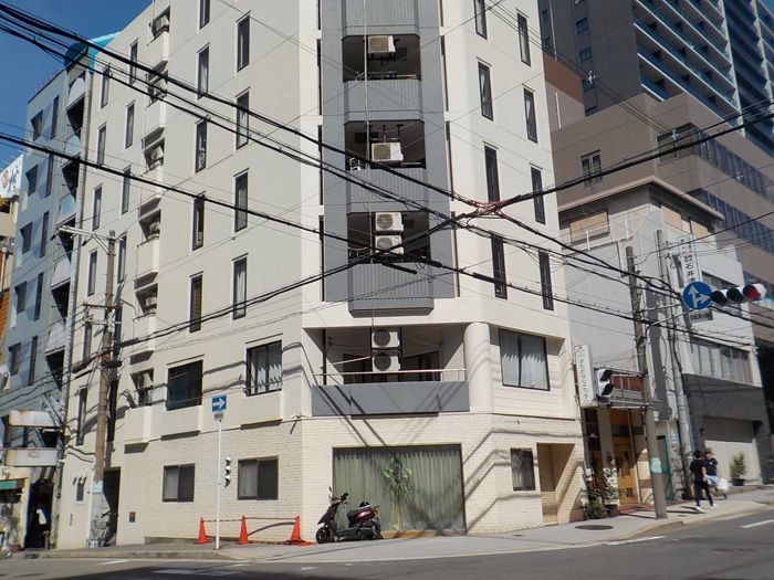 内久宝寺町通りを西から東へ｜東横堀川から難波宮跡公園までの風景