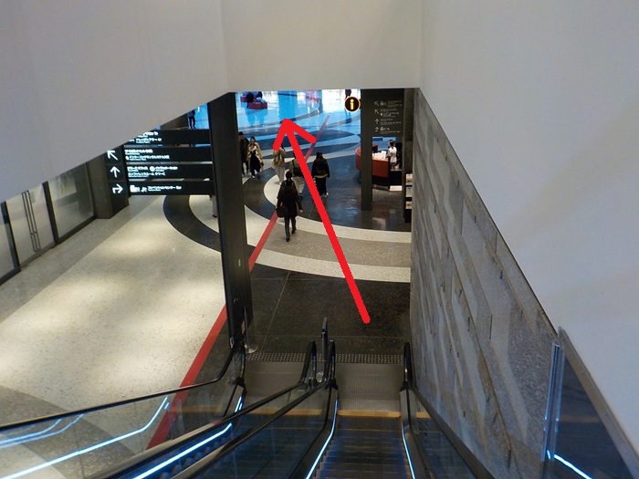 JR大阪駅からグランフロント大阪北館2階への行き方(中央口/連絡橋口から)