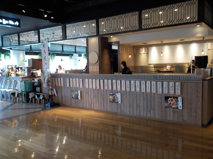 グランフロント大阪北館６階の飲食フロアをぶらっと散歩｜近いようで遠い、ちょっとした非日常