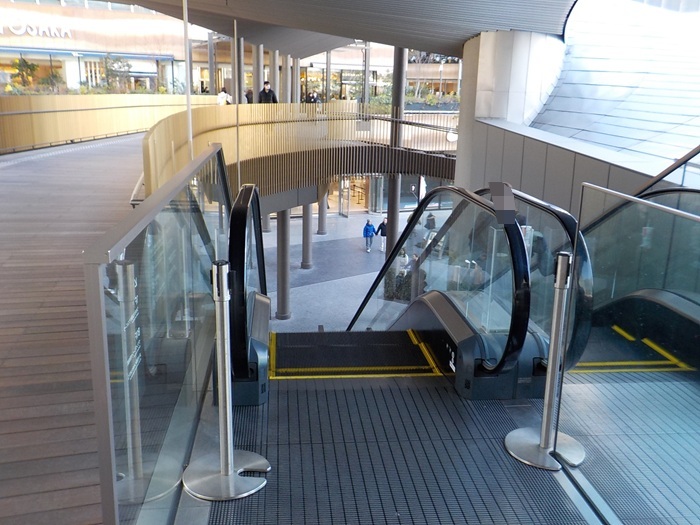 阪急・大阪梅田駅から、グラングリーン大阪南館２階への行き方