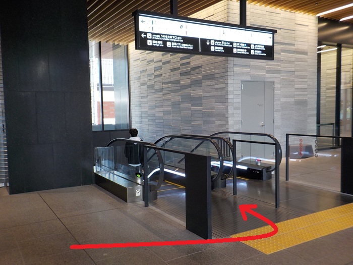 阪急・大阪梅田駅から、KITTE大阪(JPタワー大阪ビル)への行き方