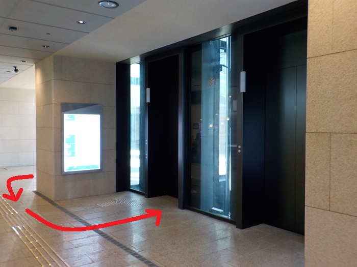 四つ橋線・西梅田駅から、うめきたグリーンプレイスへの行き方