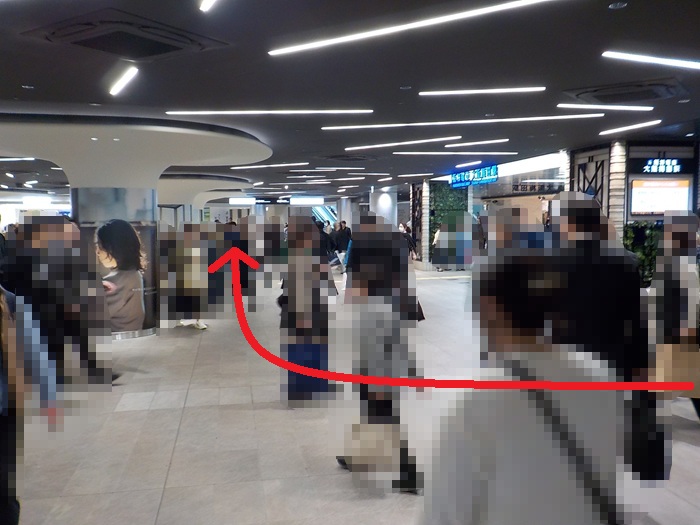 四つ橋線・西梅田駅から、谷町線・東梅田駅への行き方｜大阪メトロ（地下鉄）乗り換え案内