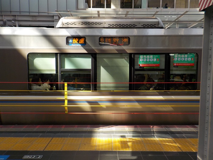 JR大阪駅・御堂筋口から新幹線・新大阪駅への行き方