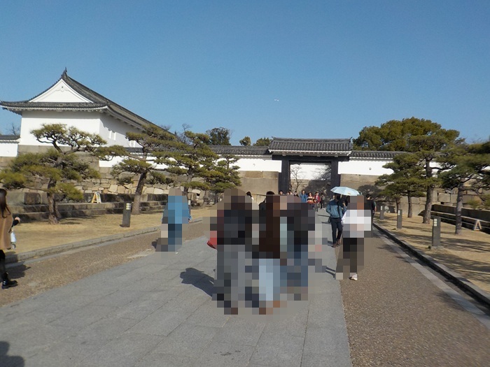 エレクトリックカー馬場町駅から桜門駅(大阪城天主閣前)へ|大阪城公園