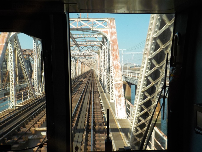 JR大阪駅・御堂筋口から新幹線・新大阪駅への行き方