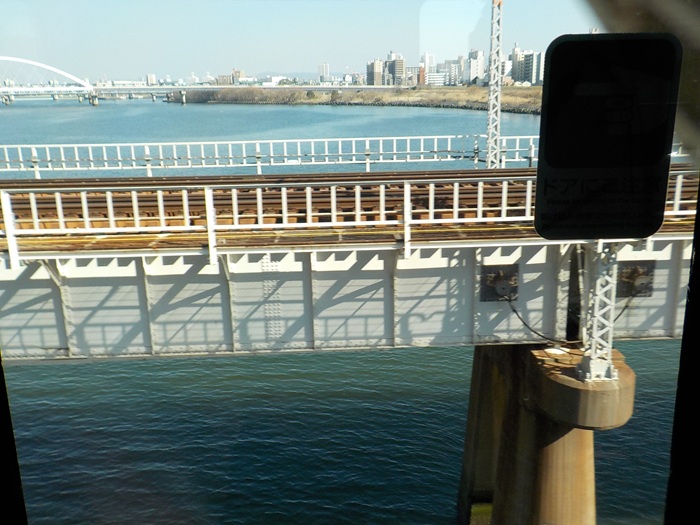 JR大阪駅・御堂筋口から新幹線・新大阪駅への行き方