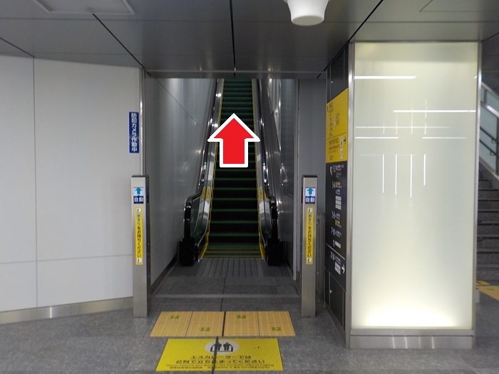 JR大阪駅・うめきた地下ホーム(21~24番)から、地上ホーム(1~11番)への行き方【改札内での移動】