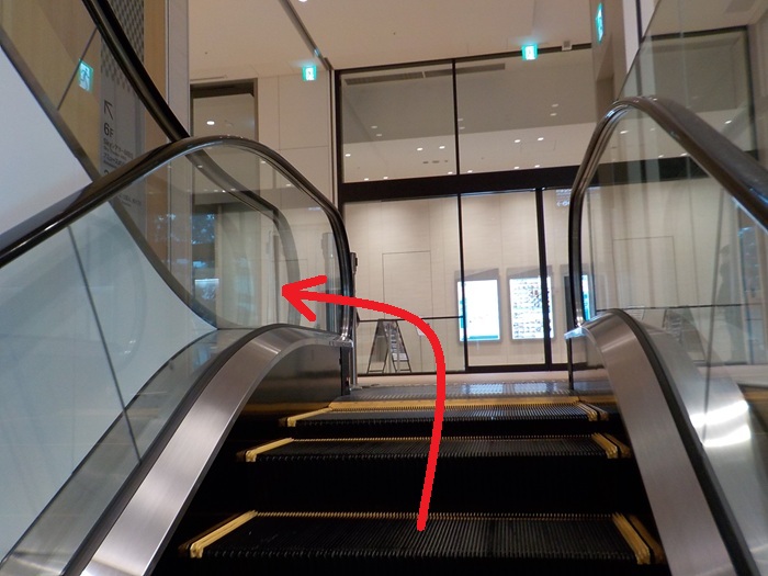 四つ橋線・西梅田駅から、バルチカ03エキウエ|イノゲート大阪ビルへの行き方