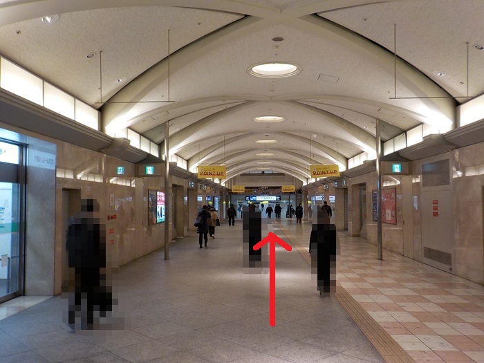 JR大阪駅中央口から、東西線・北新地駅への行き方