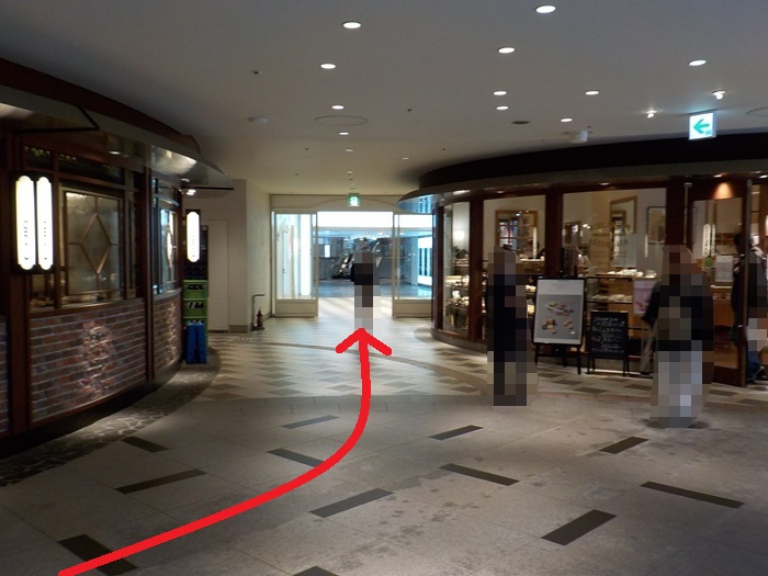 JR大阪駅から、ブリーゼブリーゼ｜ブリーゼタワーの行き方