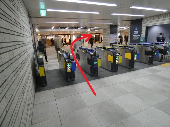 阪神電車・大阪梅田駅から、大阪駅前第3ビルへの行き方