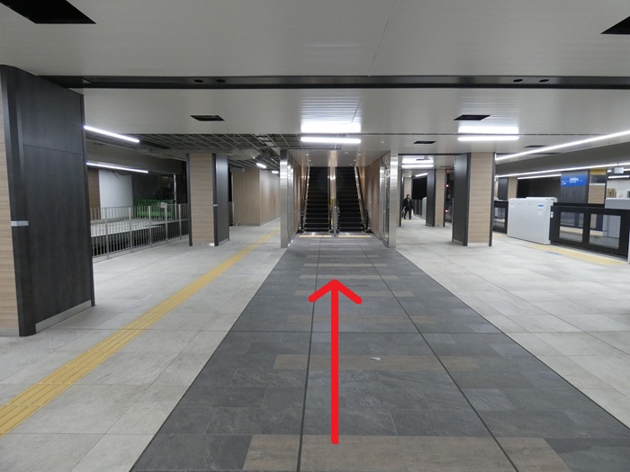 阪神電車・大阪梅田駅からヨドバシカメラ梅田への行き方