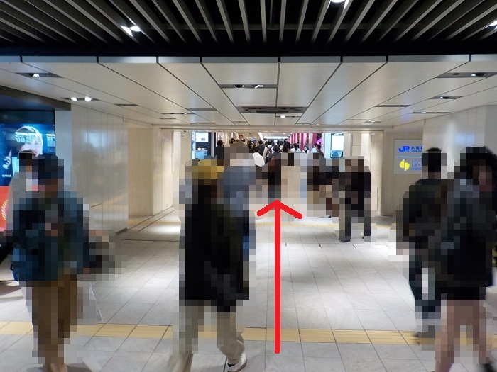 阪神電車・大阪梅田駅からヨドバシカメラ梅田への行き方