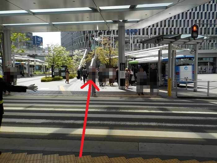 JR大阪駅「御堂筋口」から、阪神大阪梅田駅「東口」への行き方