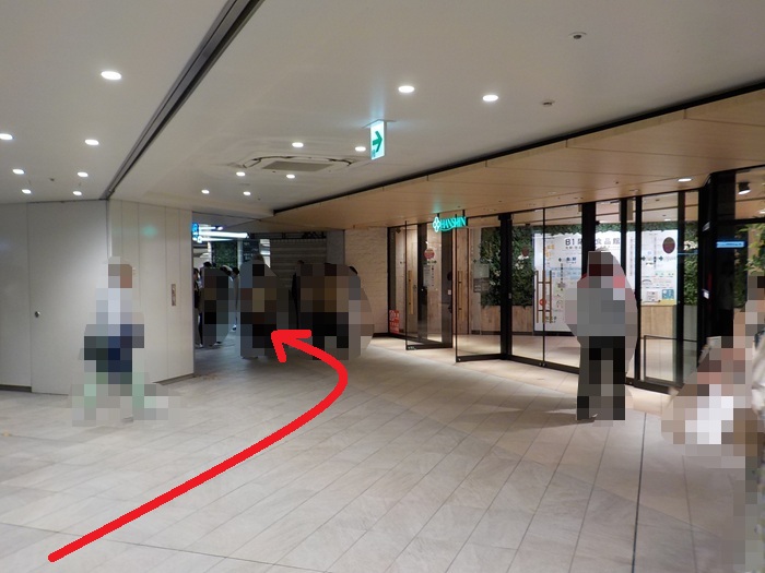 JR大阪駅「御堂筋口」から、阪神大阪梅田駅「東口」への行き方