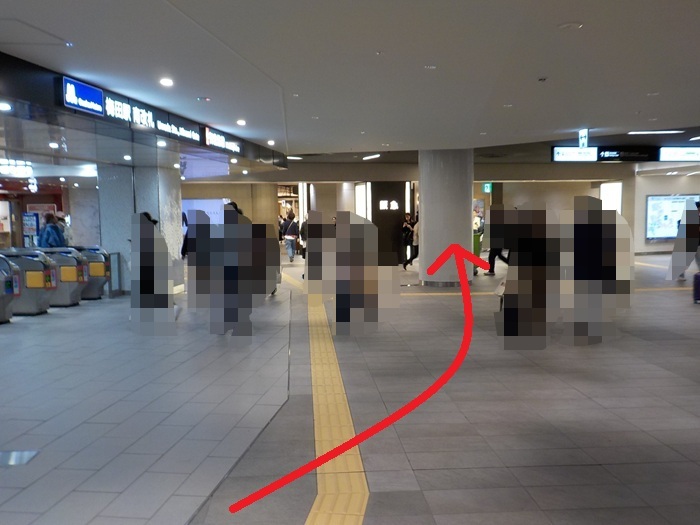 四つ橋線・西梅田駅から、阪急・大阪梅田駅への行き方