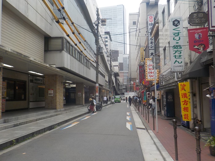 梅田・芝田でお造り定食1100円対決｜「赤のれん」vs「まぐろや」正直レビュー